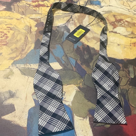 Bow Tie
